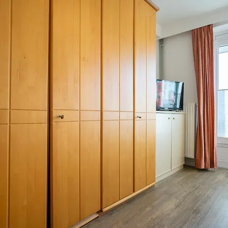 Apartment Hus Willem I 14 *